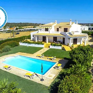 https://g-vila-ceu-guesthouse.hotelaalgarve.com