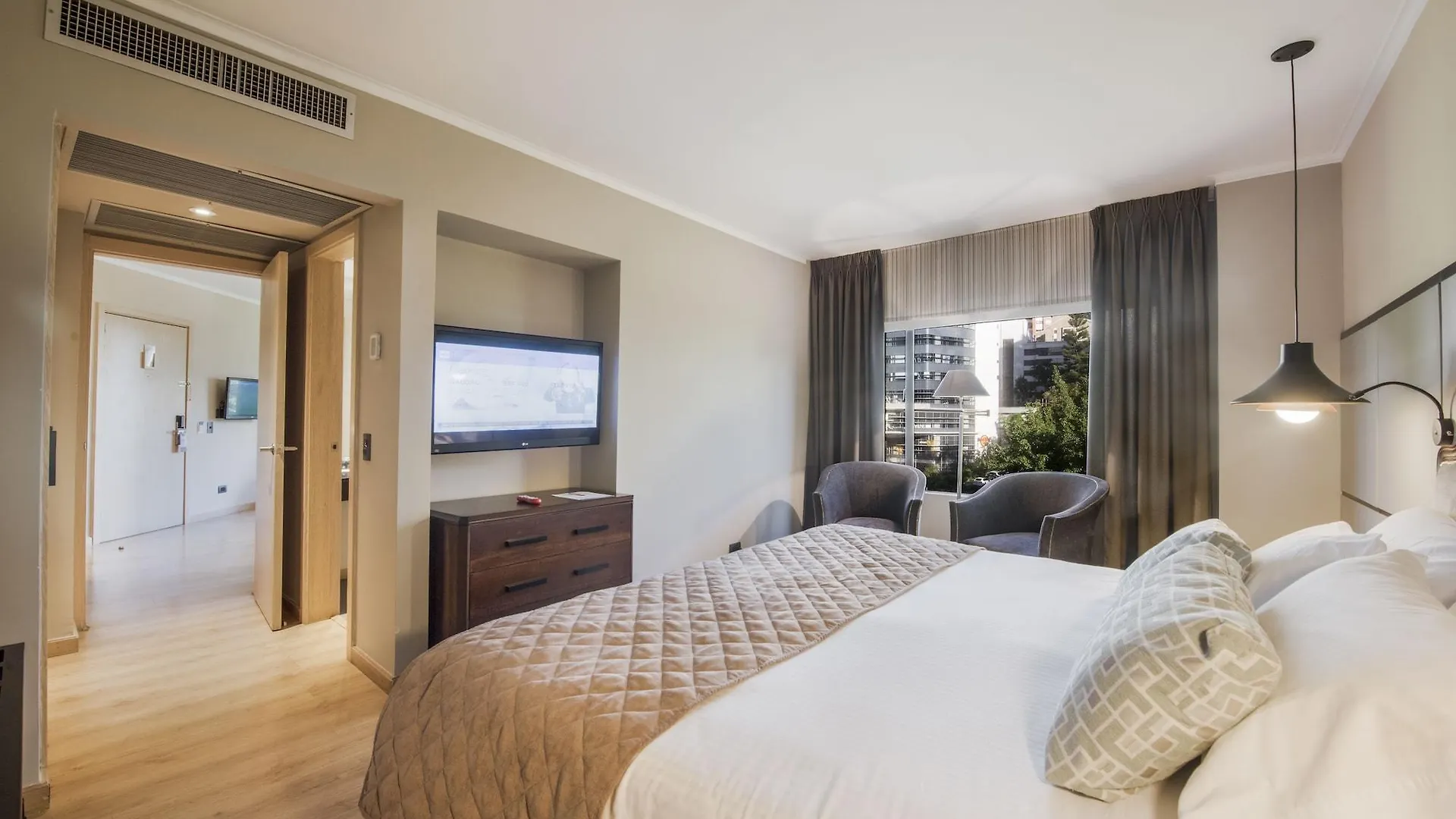 Hotel Poblado Plaza Medellin 5*,