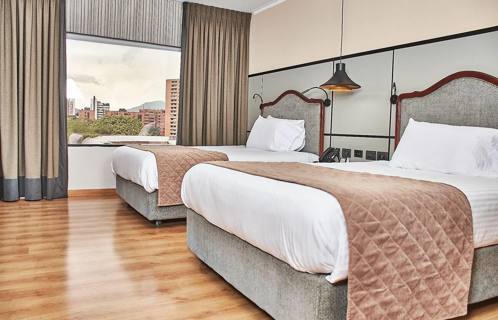 Hotel Poblado Plaza Medellin 5*,  Colombia